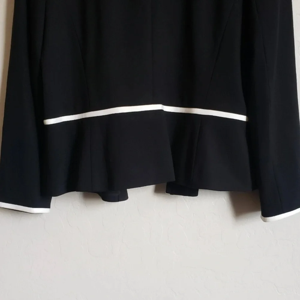 Talbots Black White Trim Open‎ Front Fabric Knit In Italy Blazer Size 14p
